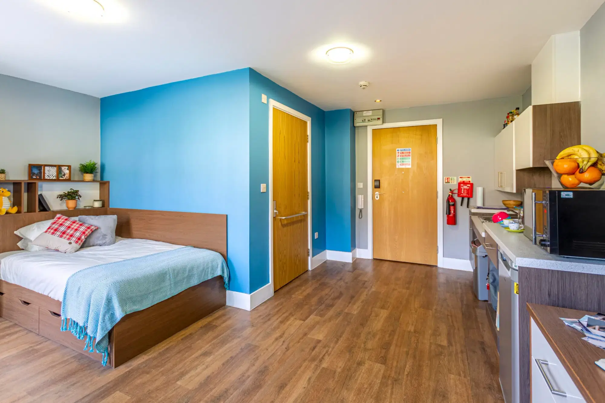Kaplan Living Glasgow Old Dumbarton Road, Glasgow – Studio with Wet Room