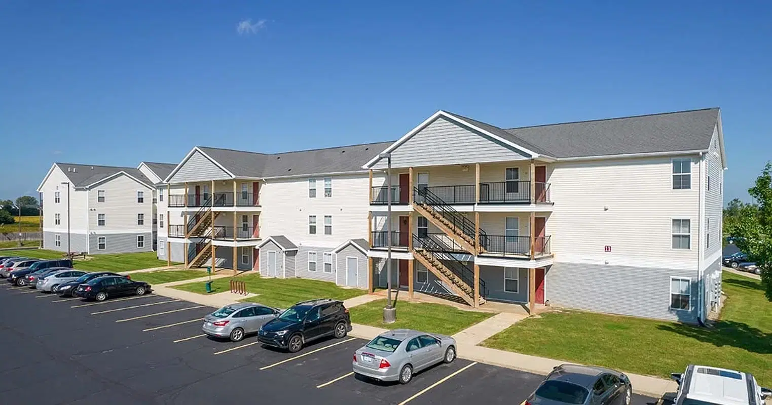 Village at Bluegrass Apartments, Mount Pleasant – Exterior