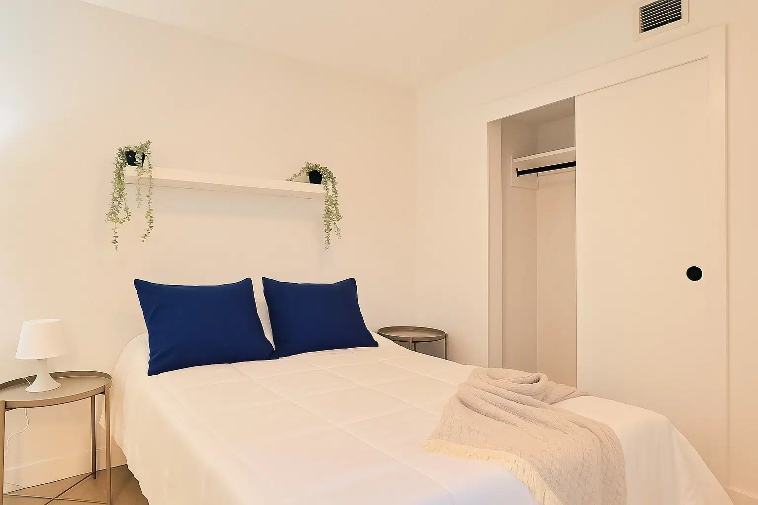 23 W Cordova St, Vancouver – Master Unit 1003 (1 Bed 1 Bath)