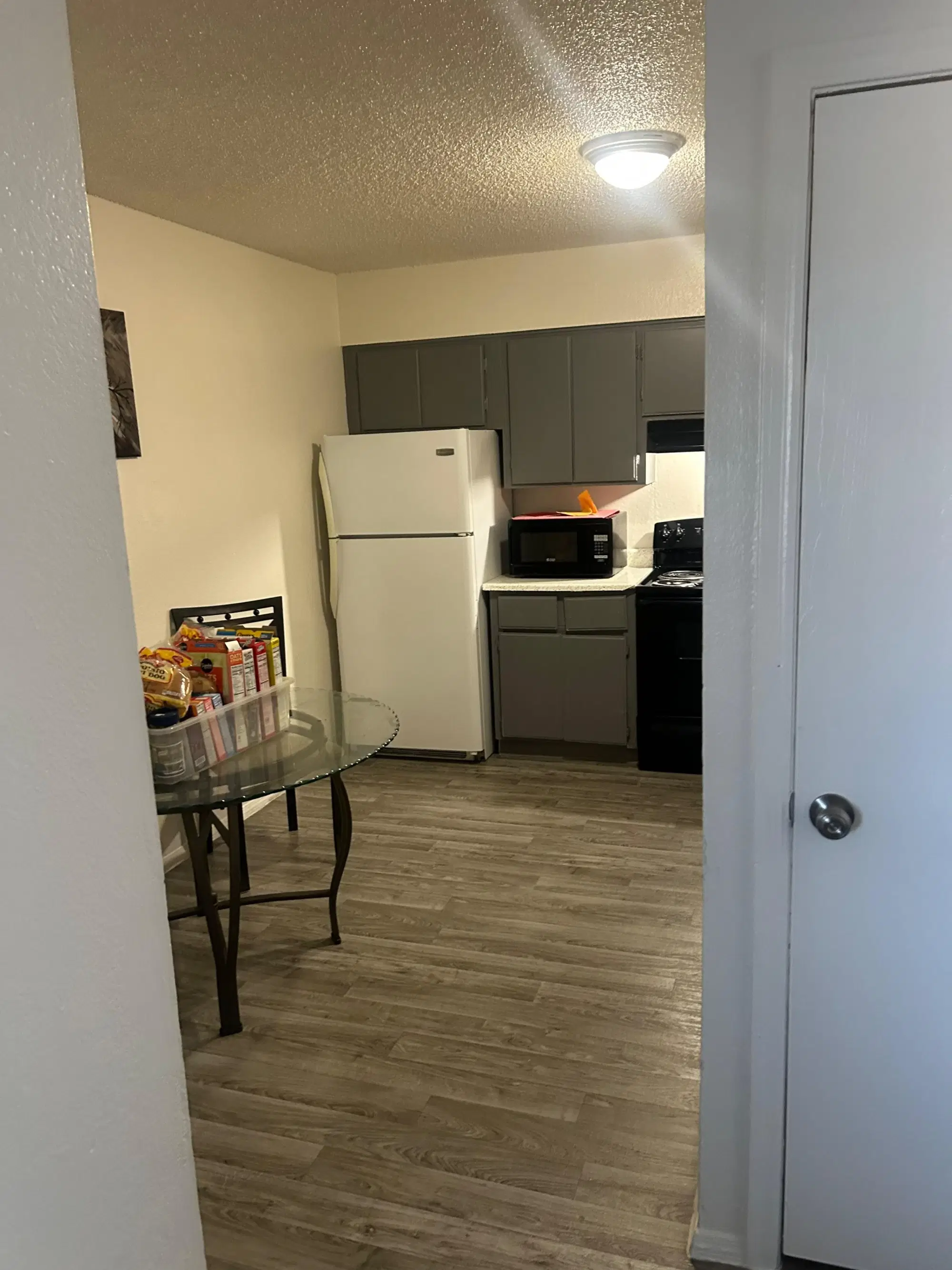 PDP 85017, Phoenix – #117434: Room in 3 Bed 1 Bath