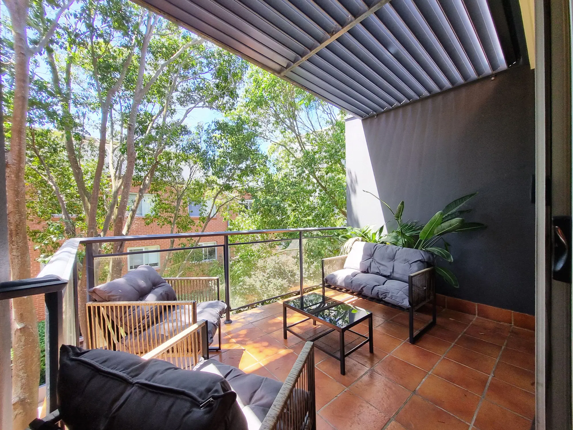 Room in a 3 Bedroom Apartment, 1 Shirley St, Alexandria, Australia NSW 2015 – Exterior