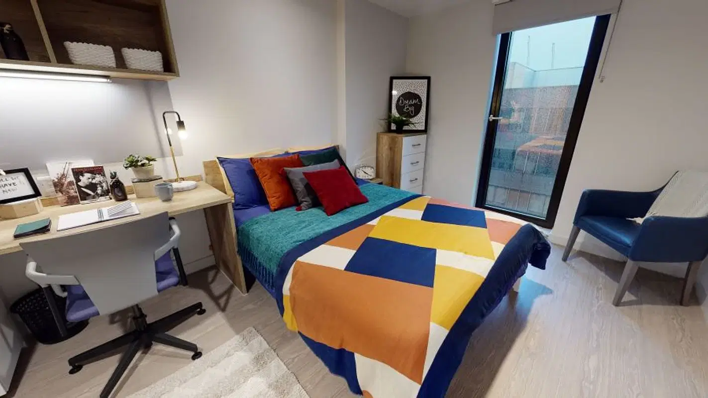 iQ Elgin Place, Glasgow – Copper Studio Plus