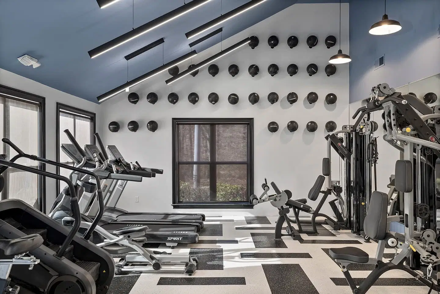 Enclave 425, Athens – Amenities