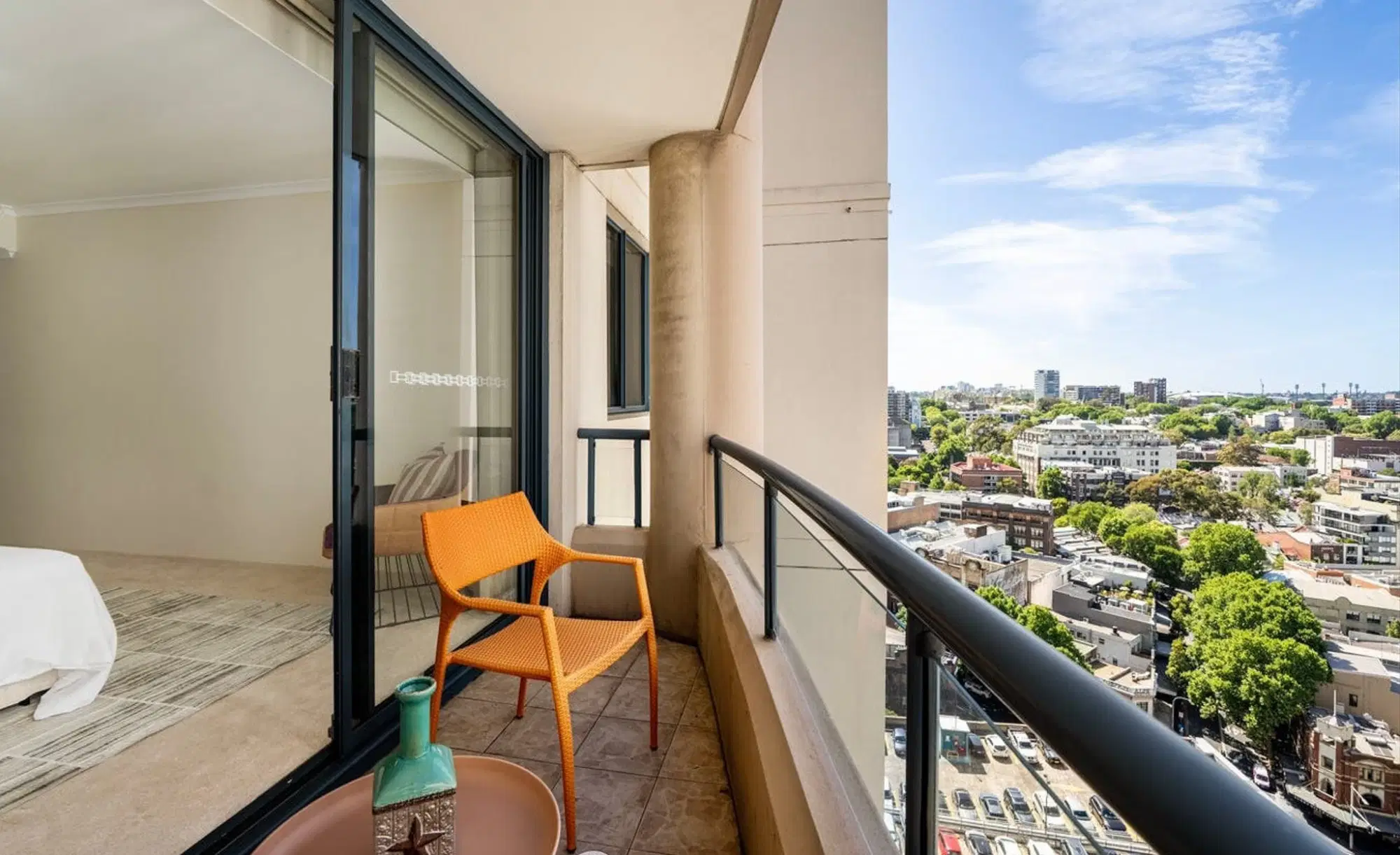 Room in a 3 Bedroom Apartment, 303 Castlereagh Street, Haymarket, Australia NSW 2000 – Exterior