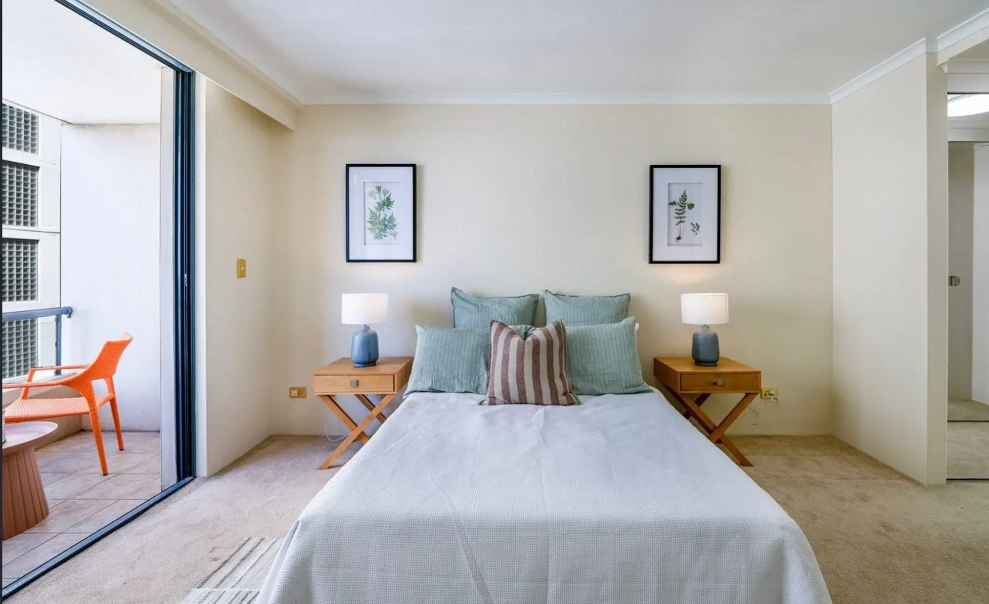Room in a 3 Bedroom Apartment, 303 Castlereagh Street, Haymarket, Australia NSW 2000