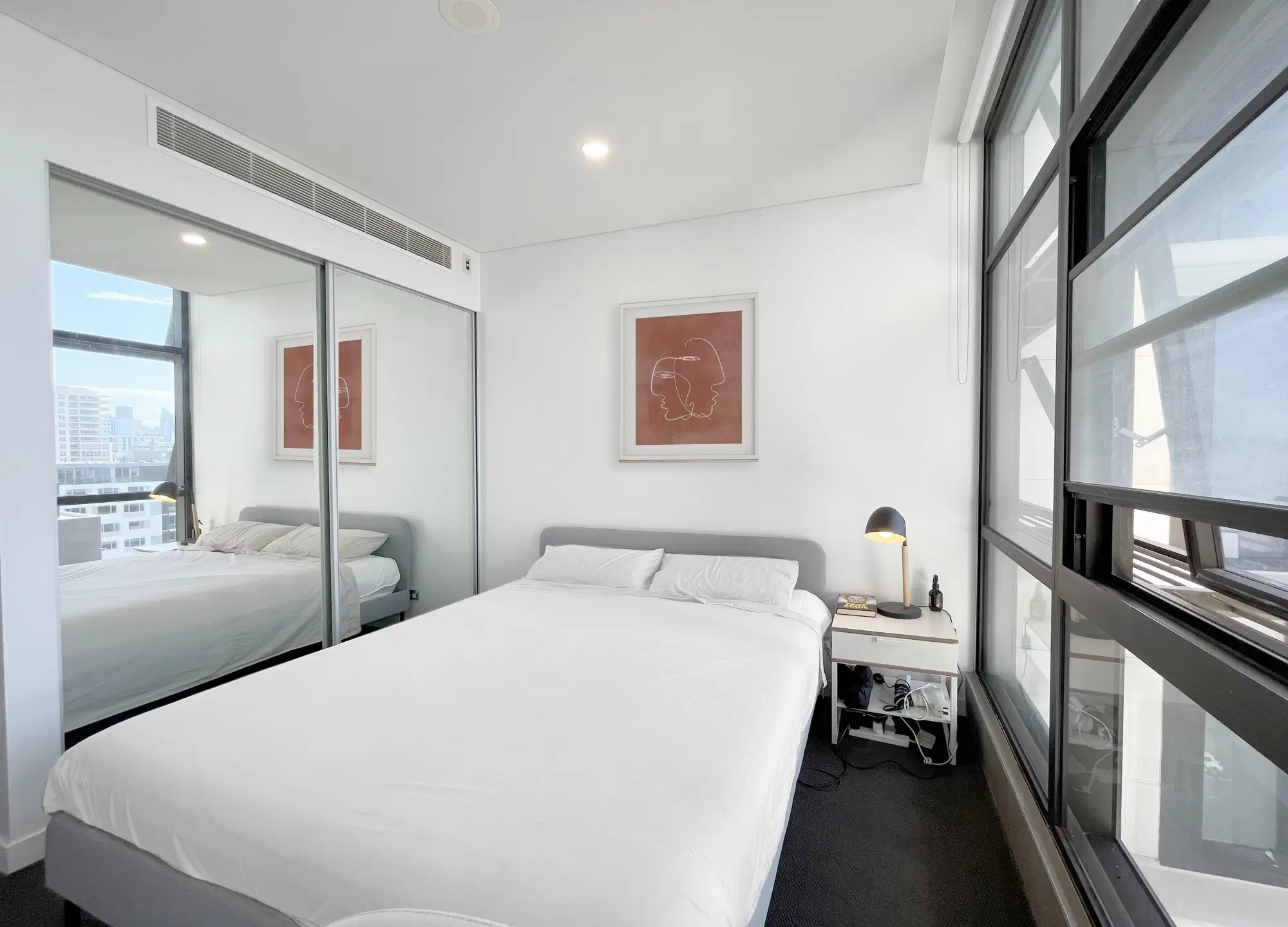 Room in a 3 Bedroom Apartment, 887 South Dowling St, Waterloo, Australia NSW 2017