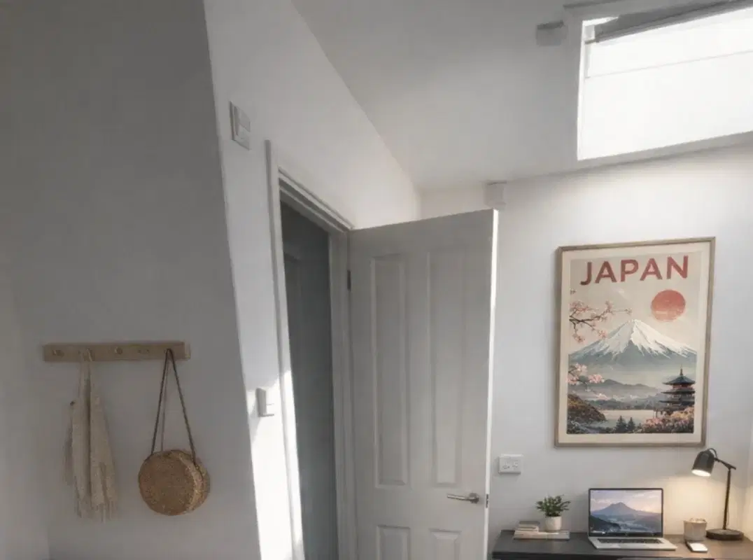 Langdale Courtyard, Manchester – Standard Ensuite Sky