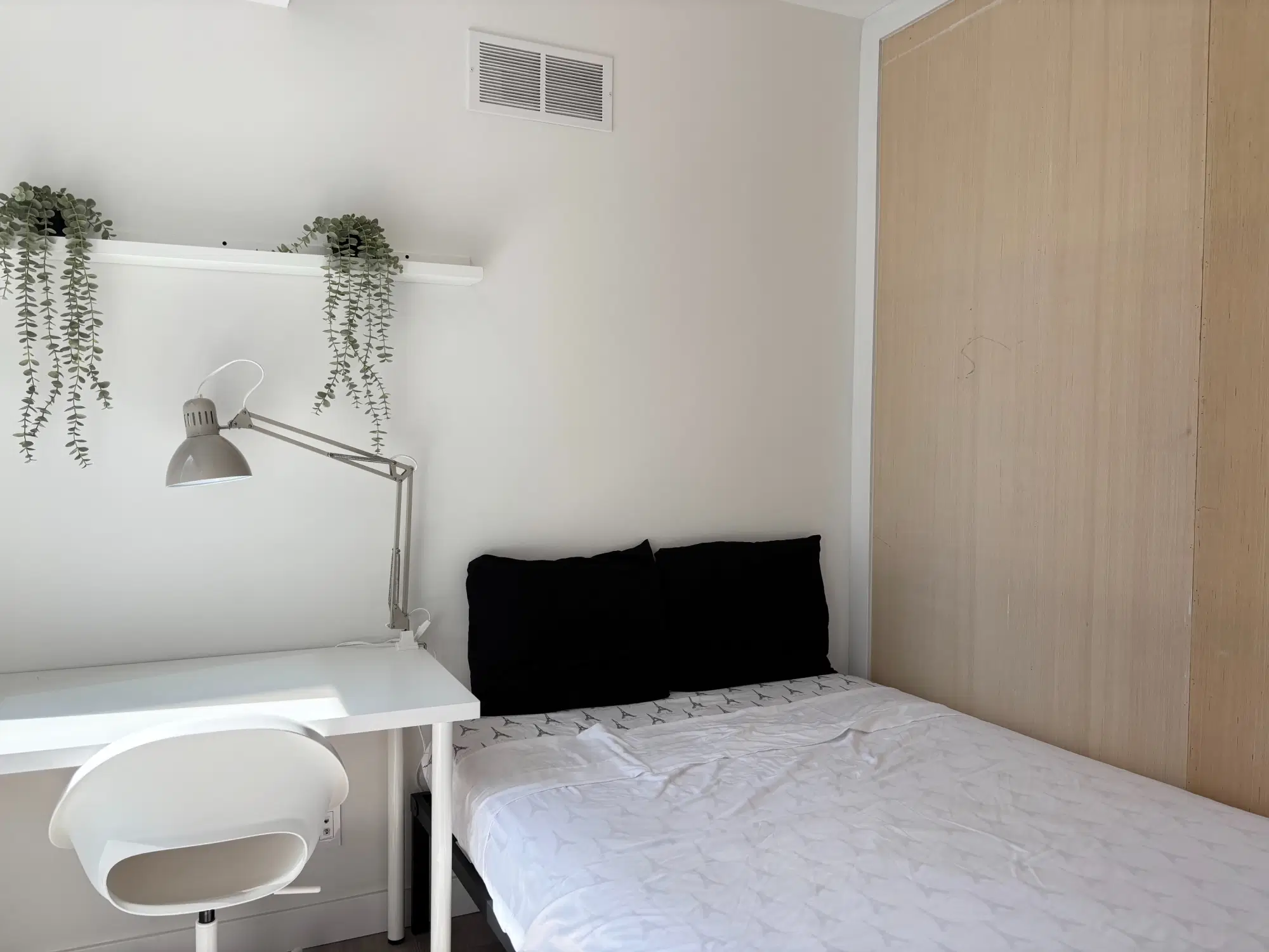 1477 Continental St, Vancouver – Barcelona - Unit 702 Vancouver House (3 Bed 2 Bath )