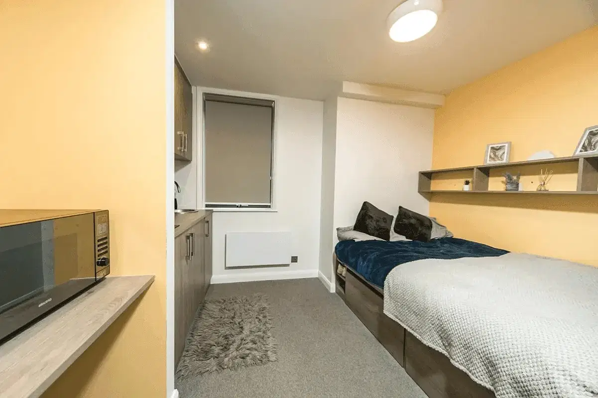Kings Road Student Living, Reading – Deluxe Studio