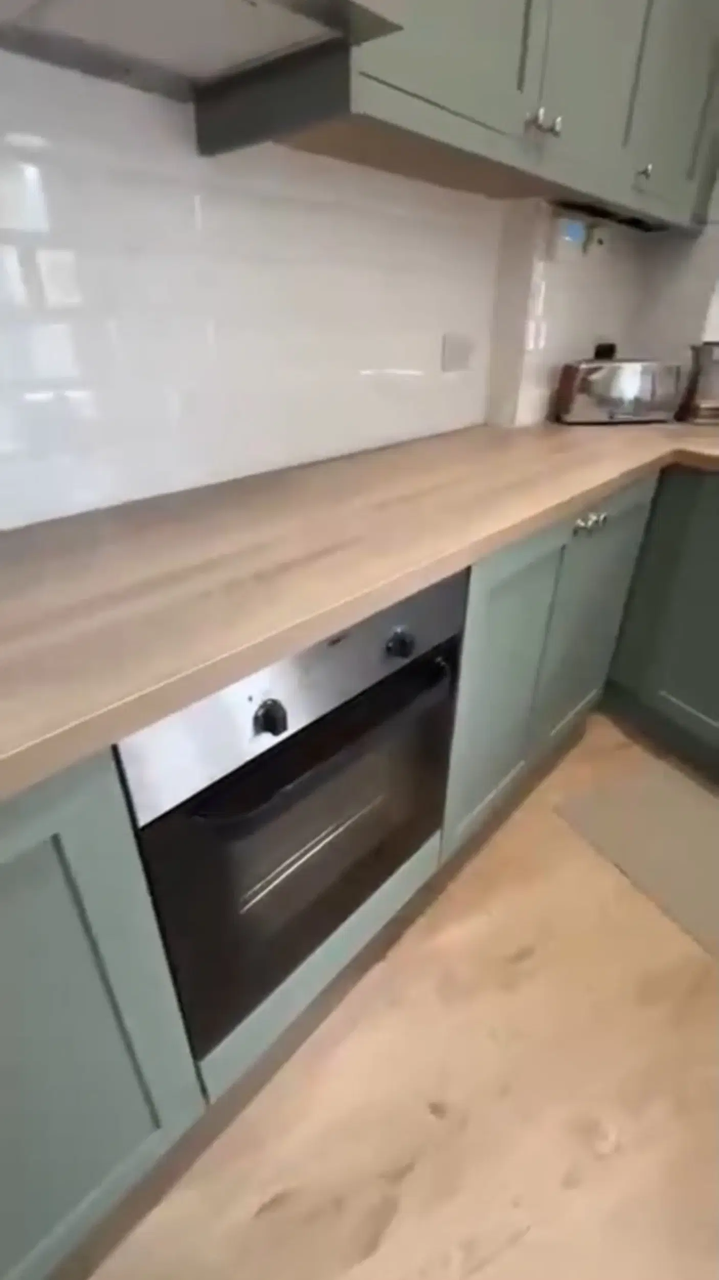 Room in A 6 Bedroom Apartment, 1a Brookfield, Artane, Dublin 5 D05 E7Y0 – Kitchen
