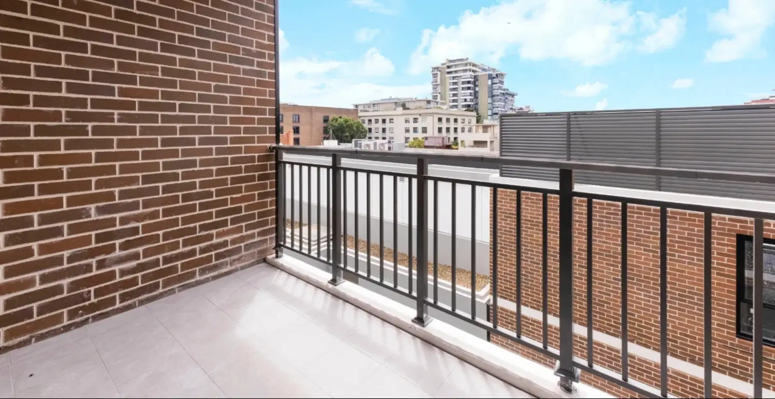 Castle Student Accommodation Camperdown 2, Sydney – Superior Single Studio (Balcony)