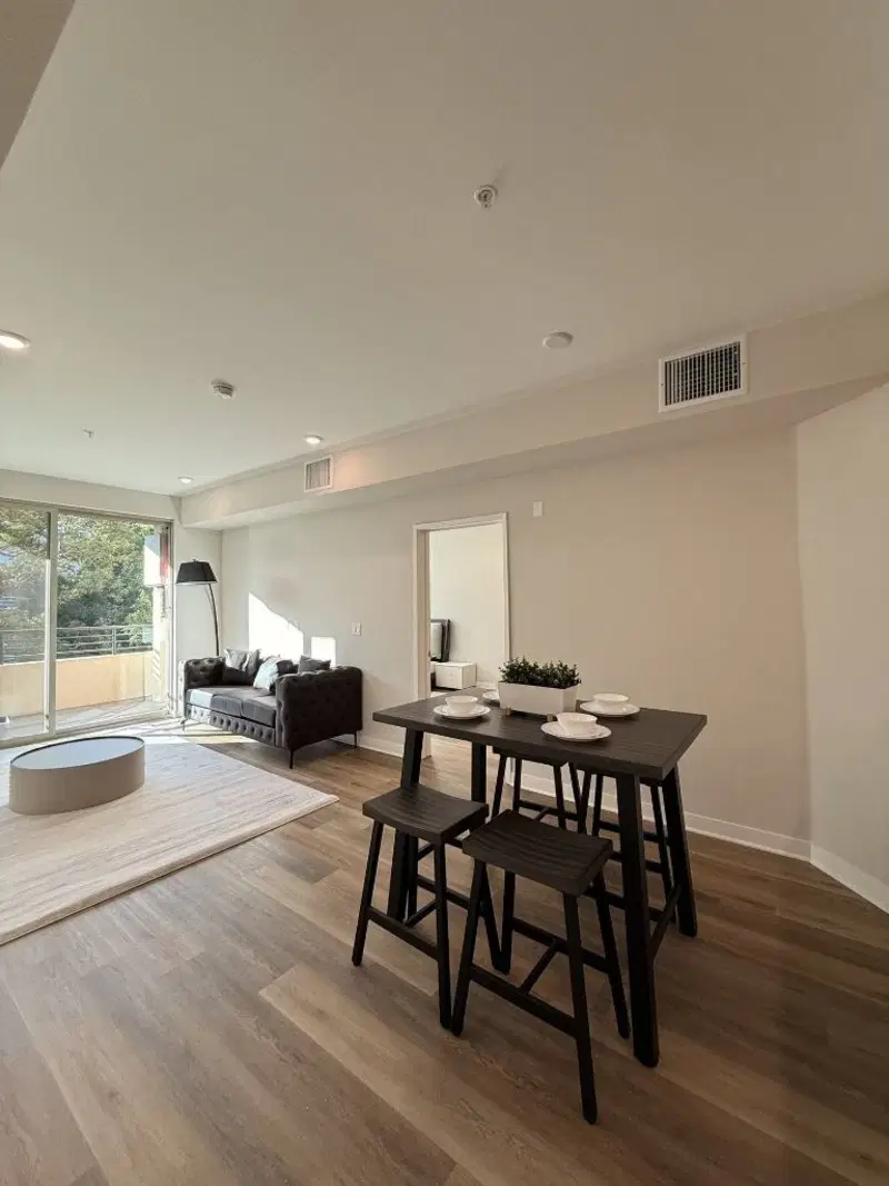 Irolo, Los Angeles – Common Area