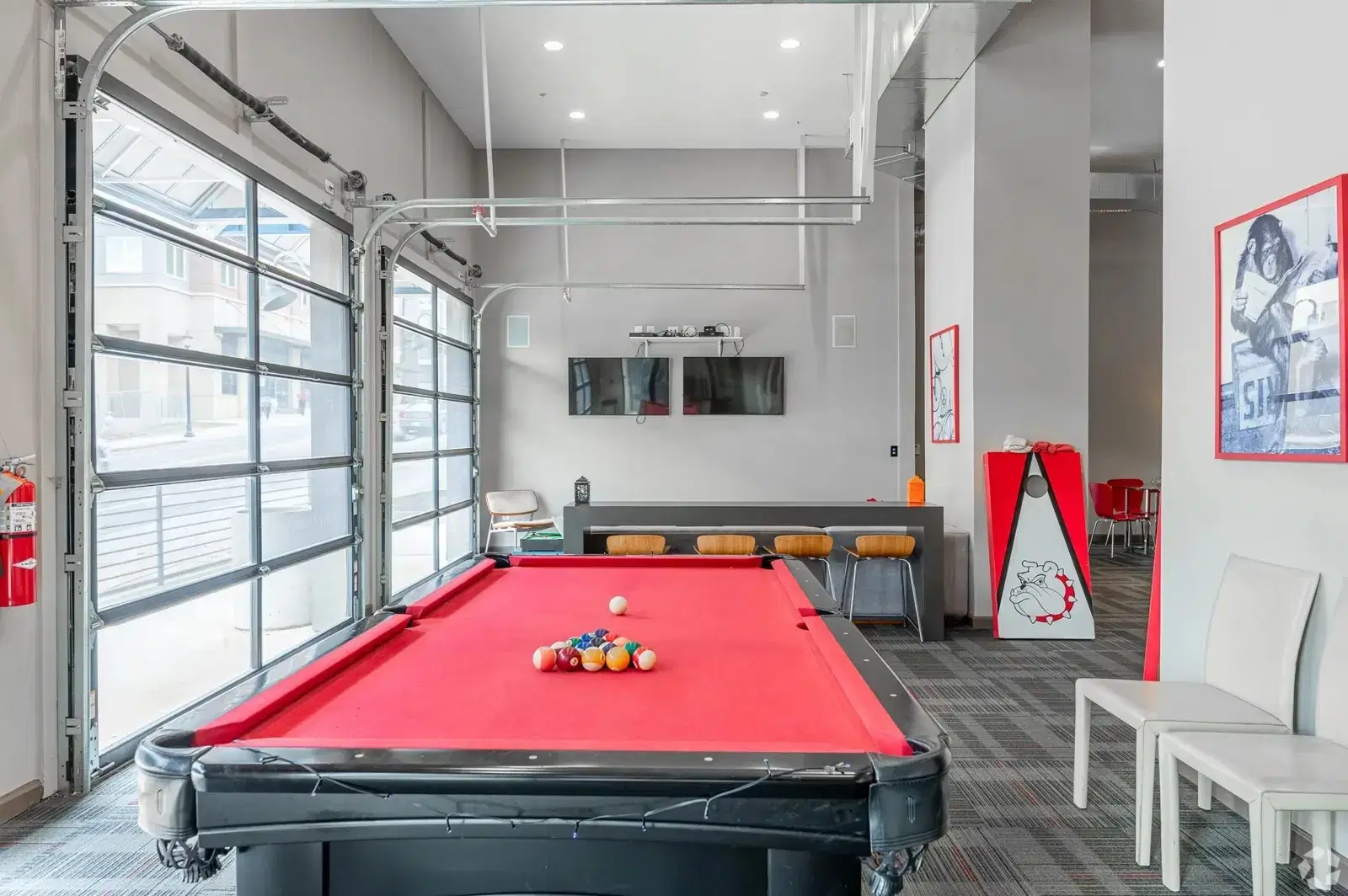 Eclipse On Broad, Athens – Amenities