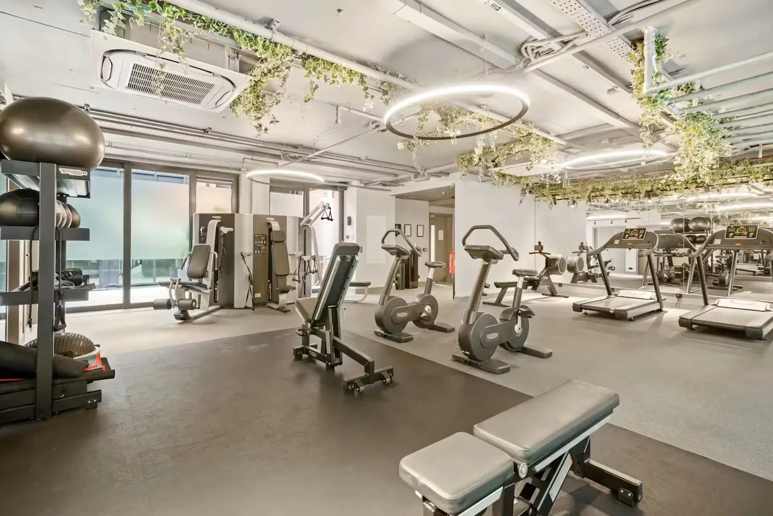 The Quarters Swiss Cottage, London – Amenities