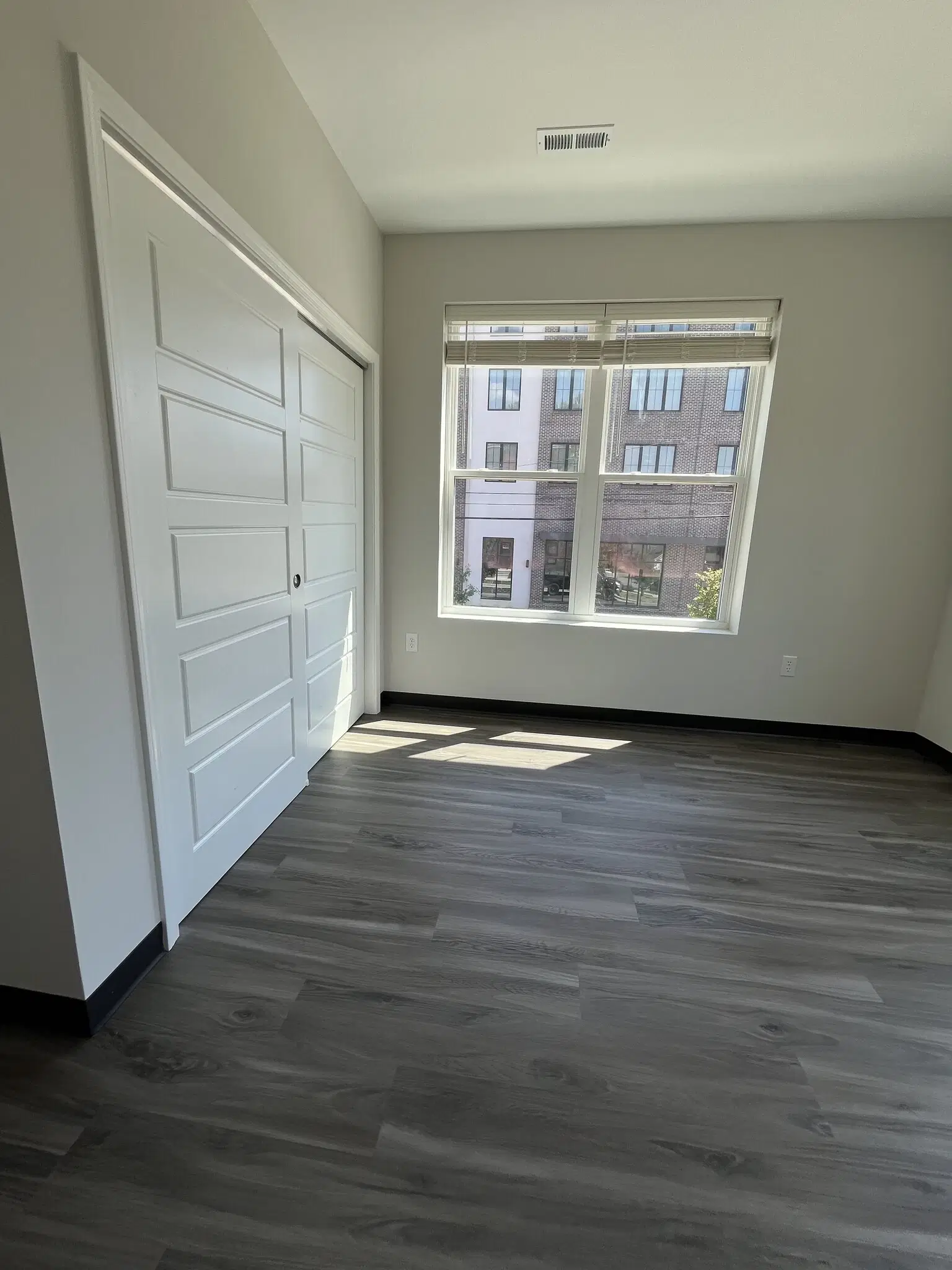 Lincoln Townhomes, Bloomington – Bedroom