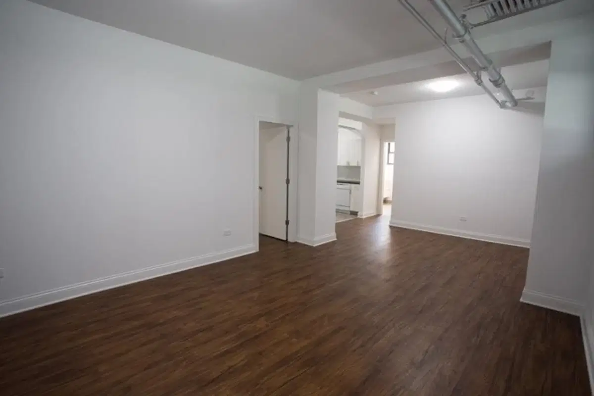 5202-5210 S. Cornell Avenue, Chicago – 2 Bedroom 1 Bathroom