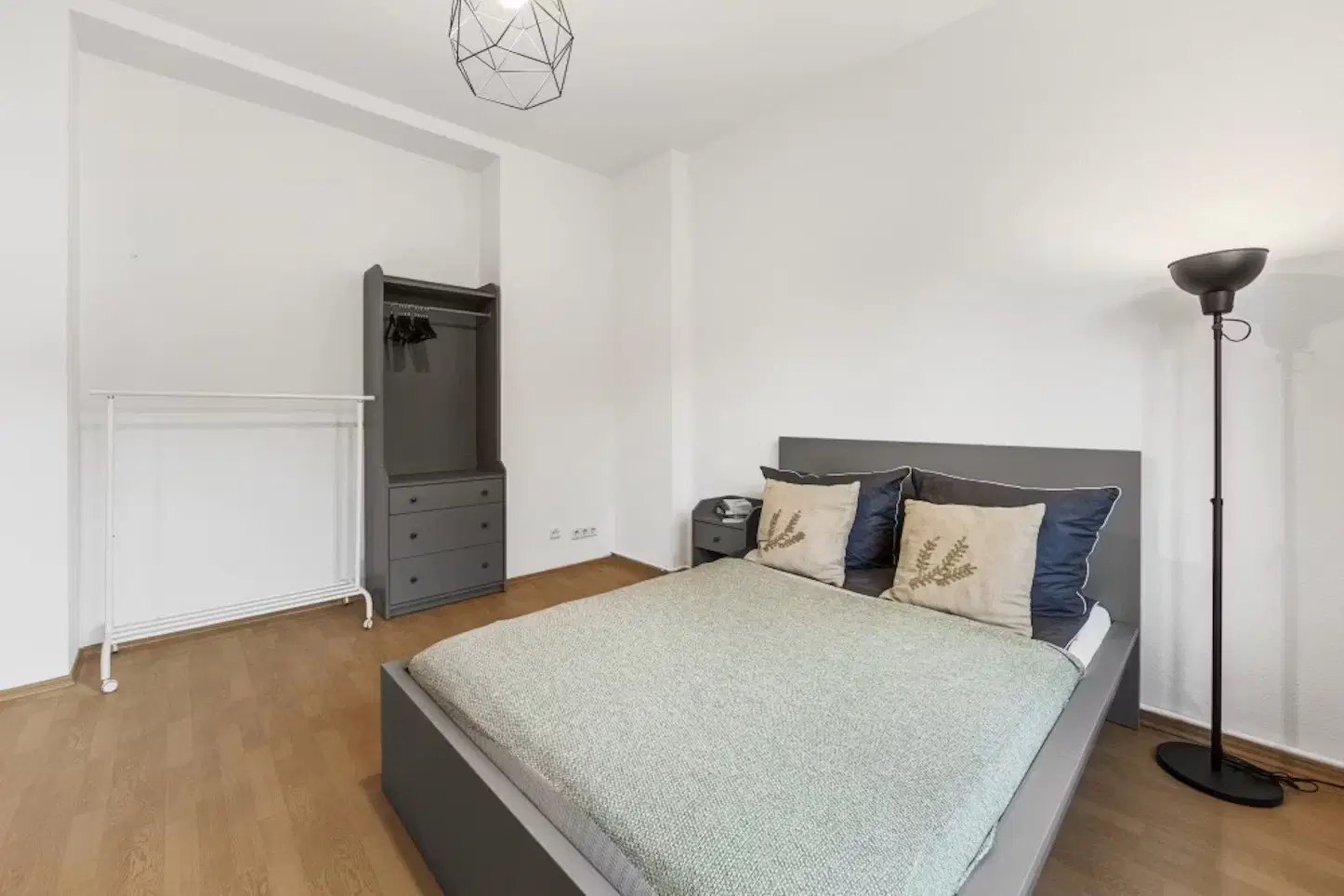RM Treseburger Ufer 44B, Berlin – Room in a 3 Bed 1 Bath (#T44b.21.2.)