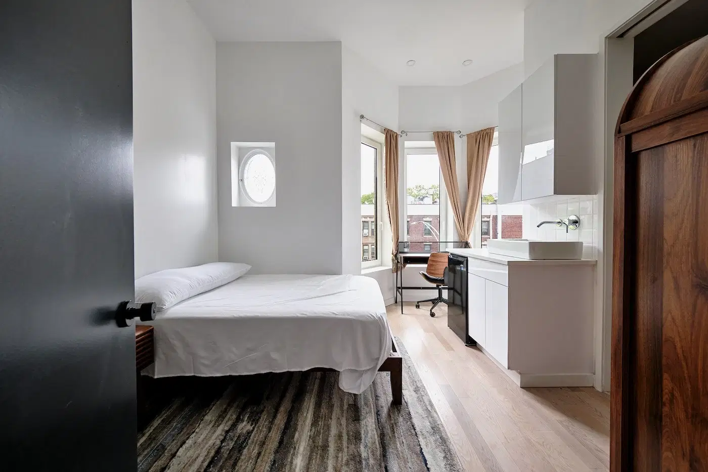 The Ditmas House, New York – Executive Extra Large