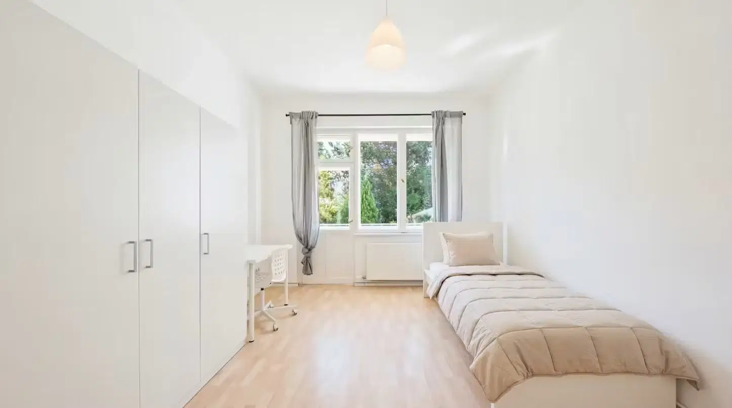 RM Treseburger Ufer 44A, Berlin – Room in a 3 Bed 1 Bath (#T44A.00.1.)