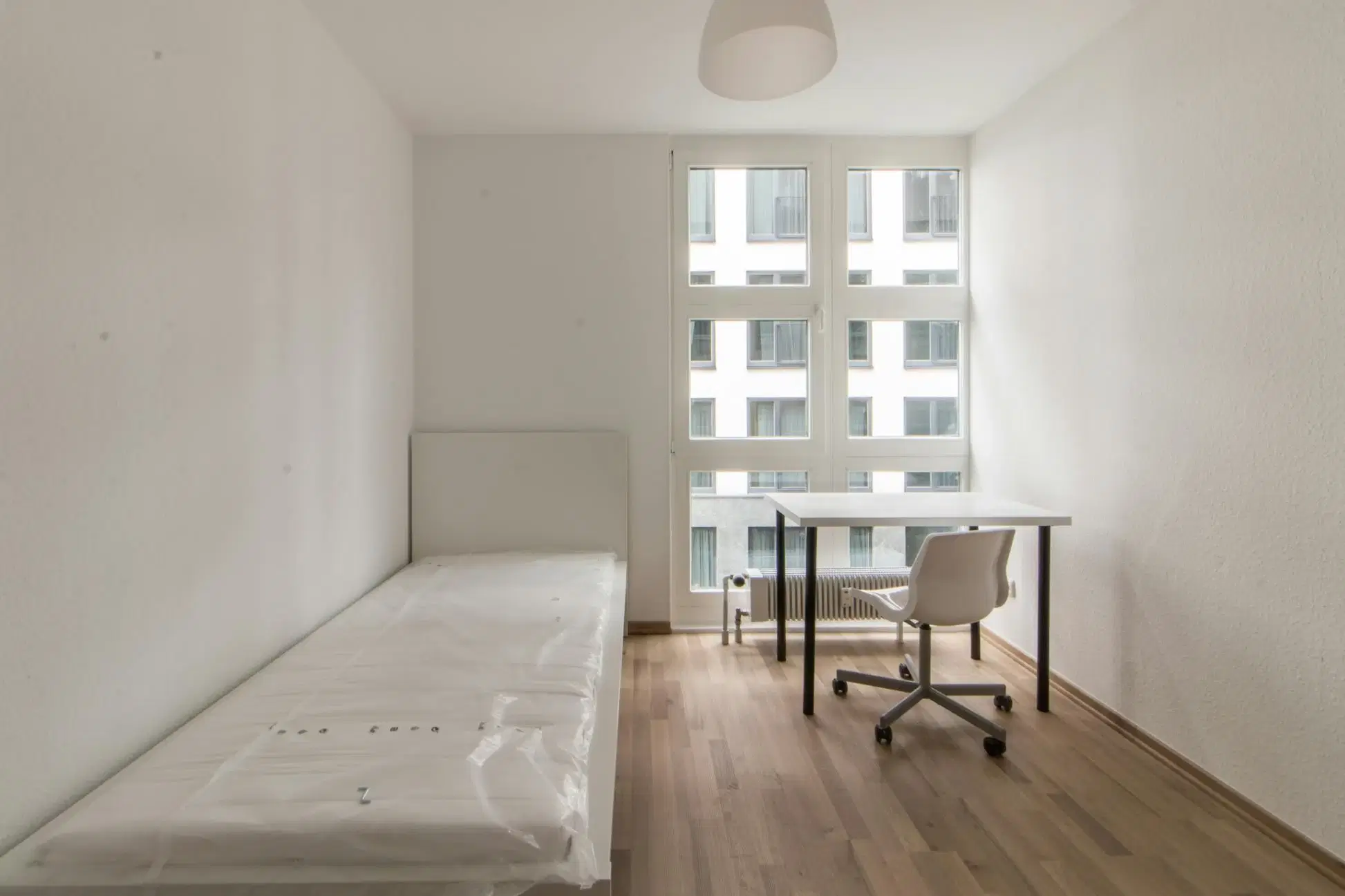 RM Charlottenstraße 97b, Berlin – Room in a 4 Bed 1 Bath (#21.3.4.)