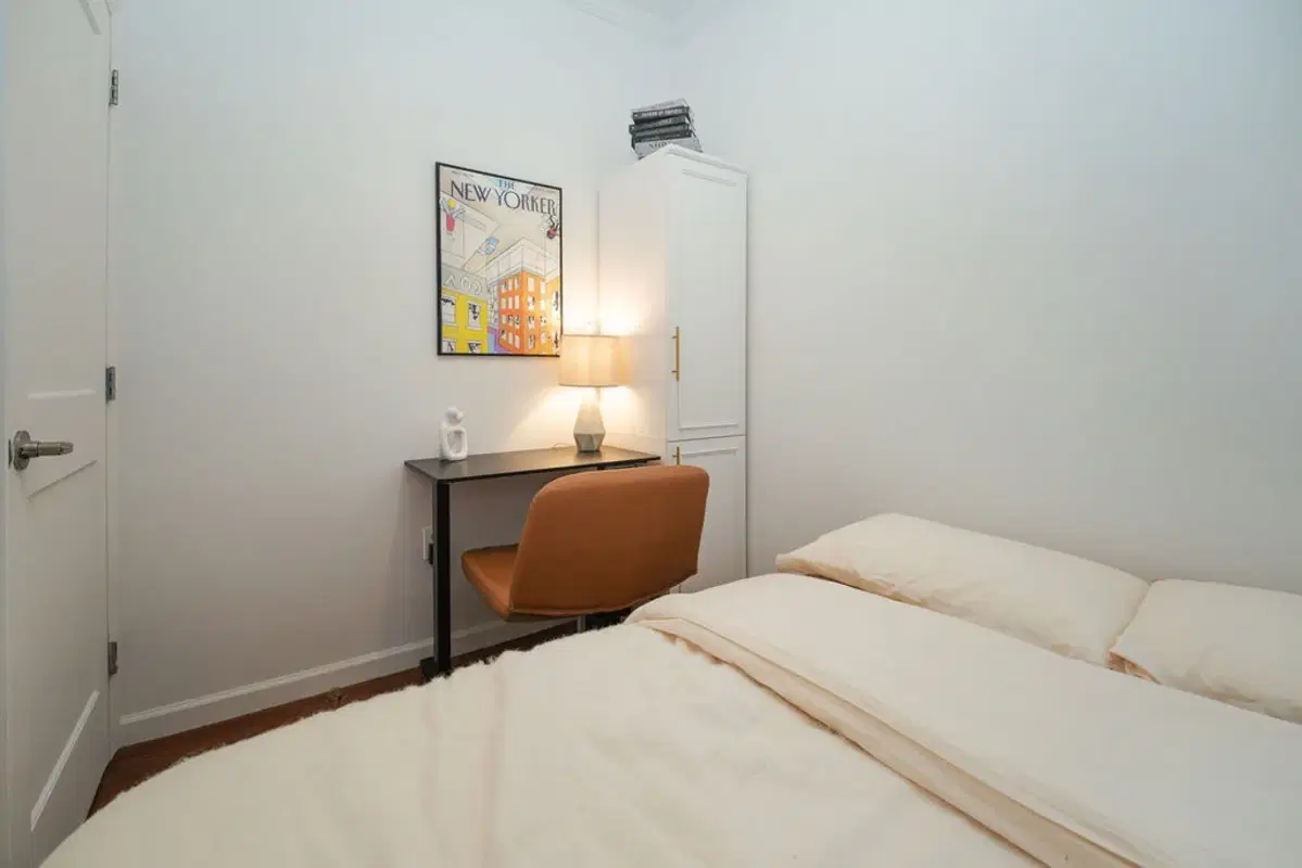 The Ave D House, New York – Economy