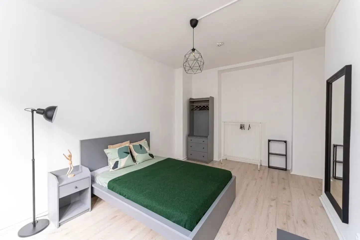 RM Lauterberger Straße 42, Berlin – Room In 3 Bed 1 Bath (#L42.01.1.)