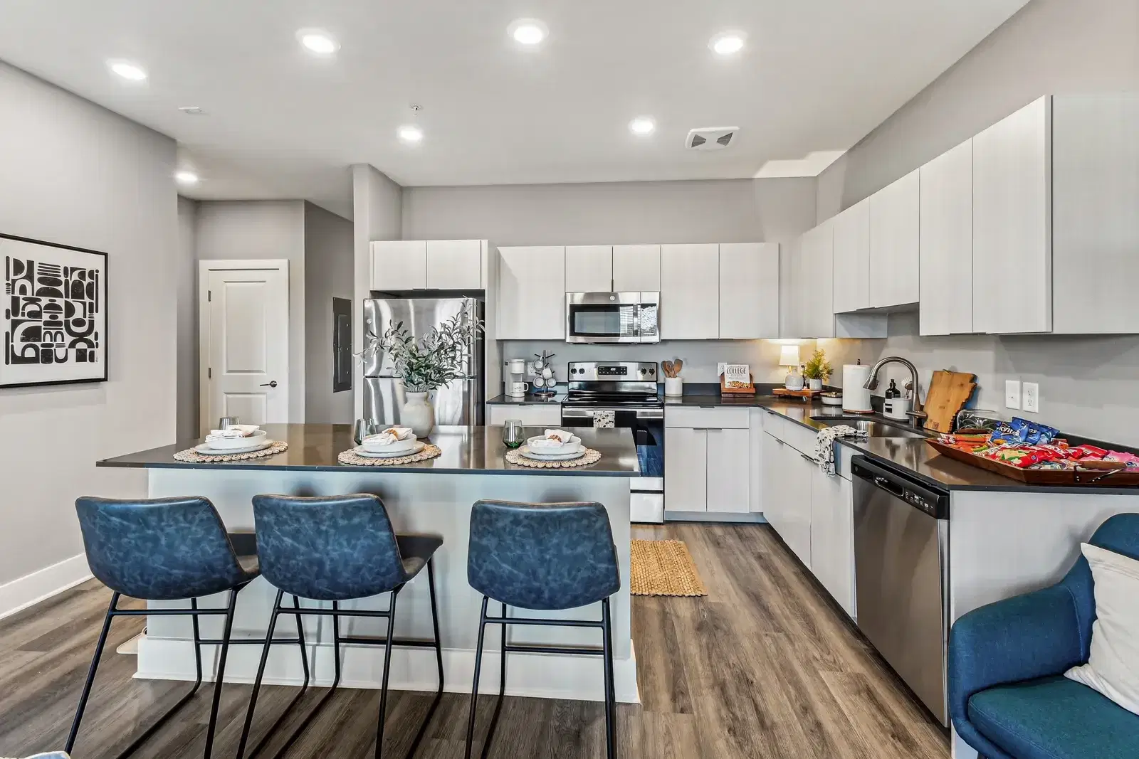 The Retreat, Fayetteville – Kitchen
