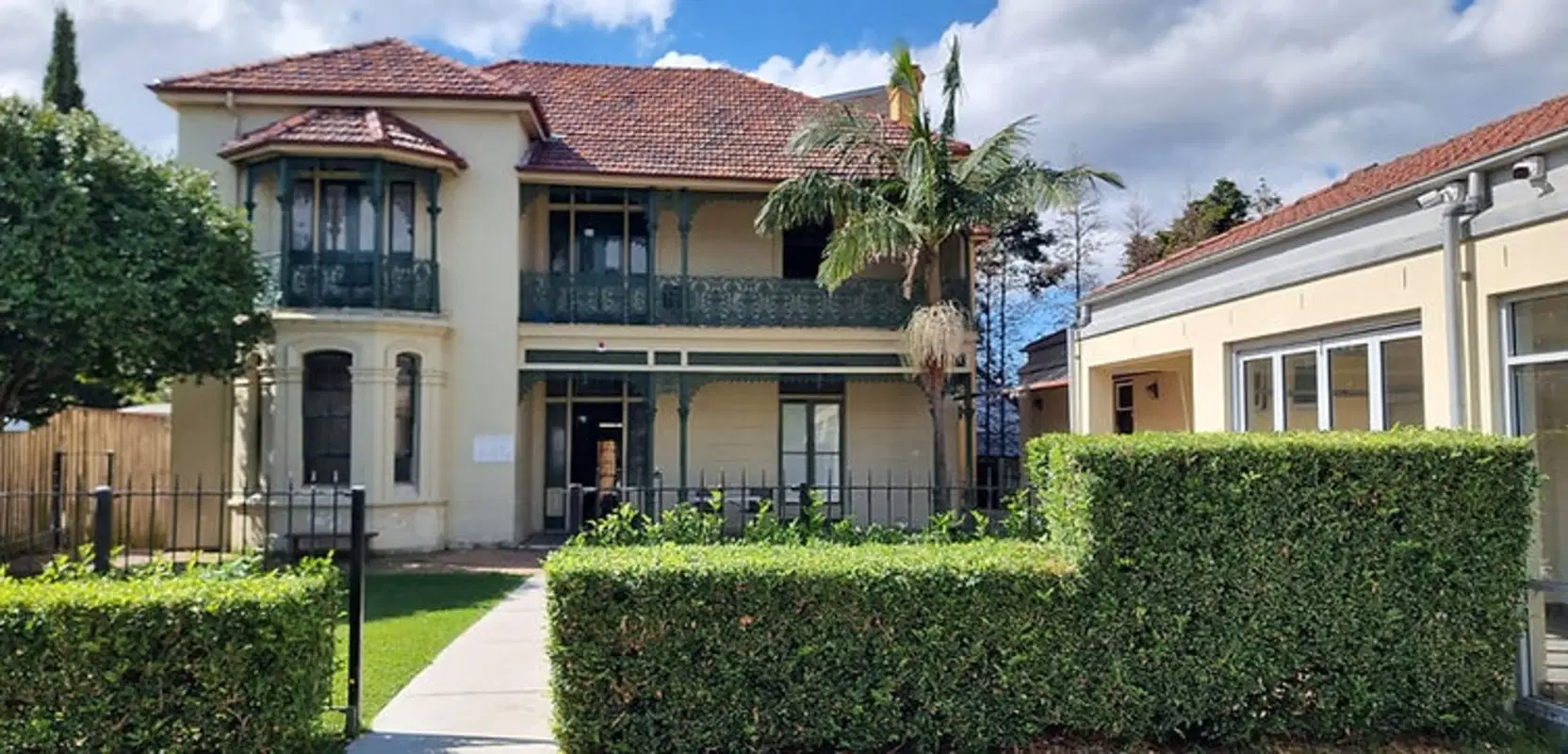 Dulwich Hill, Sydney – Exterior