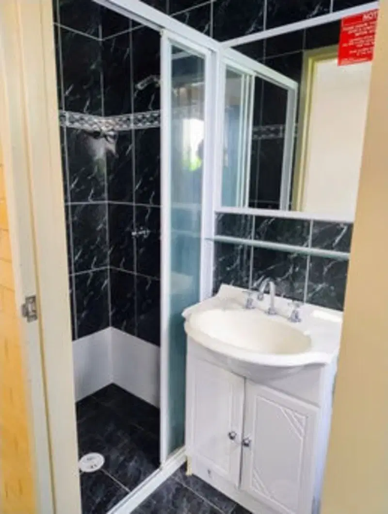 75 Keira Street, Wollongong – Bathroom