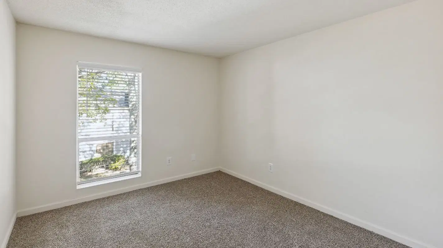 Overlook Apartments, Greenville – Bedroom