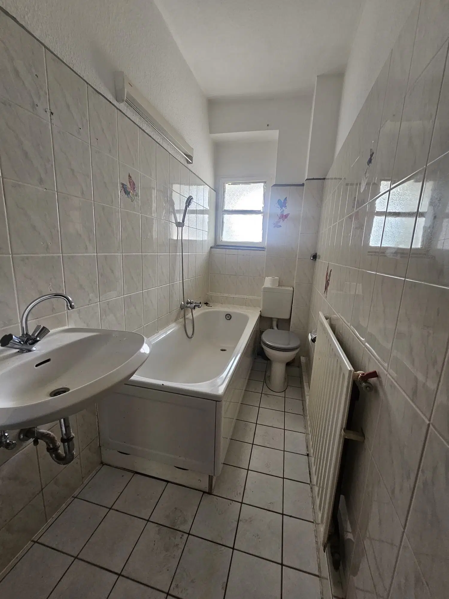 AR 10117, Berlin – 2 Bedroom 1 Bathroom Apartment | 24 ~ 13407
