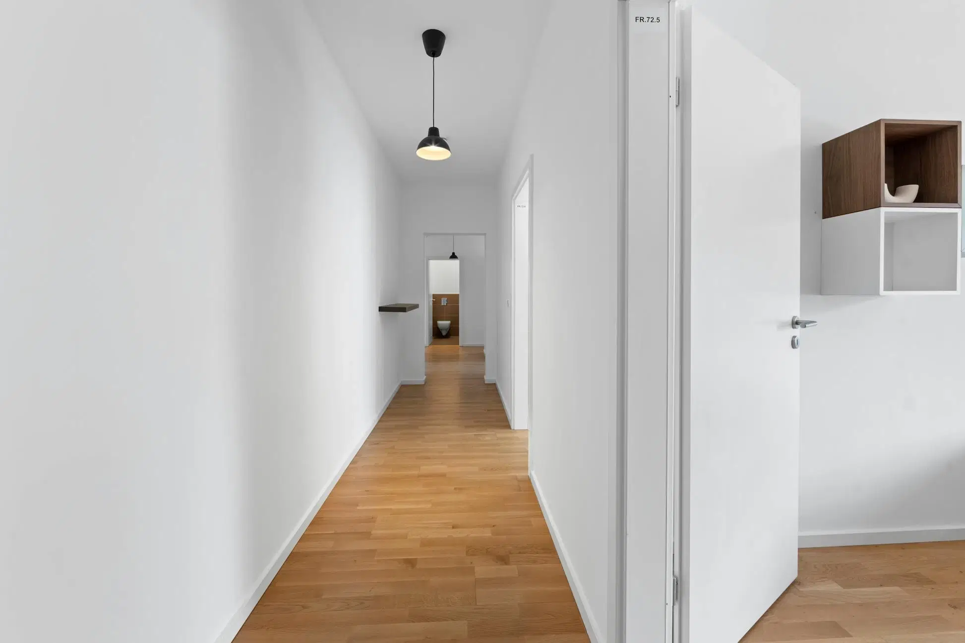 Friedrichstrasse 63, Berlin – Private Room (FR.72.3)