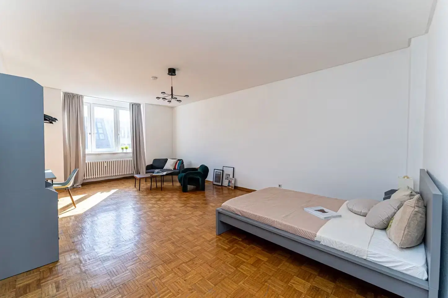 RM Uhlandstraße 29, Berlin – Room in a 5 Bed 1 Bath (#U29.VH.52.3.)