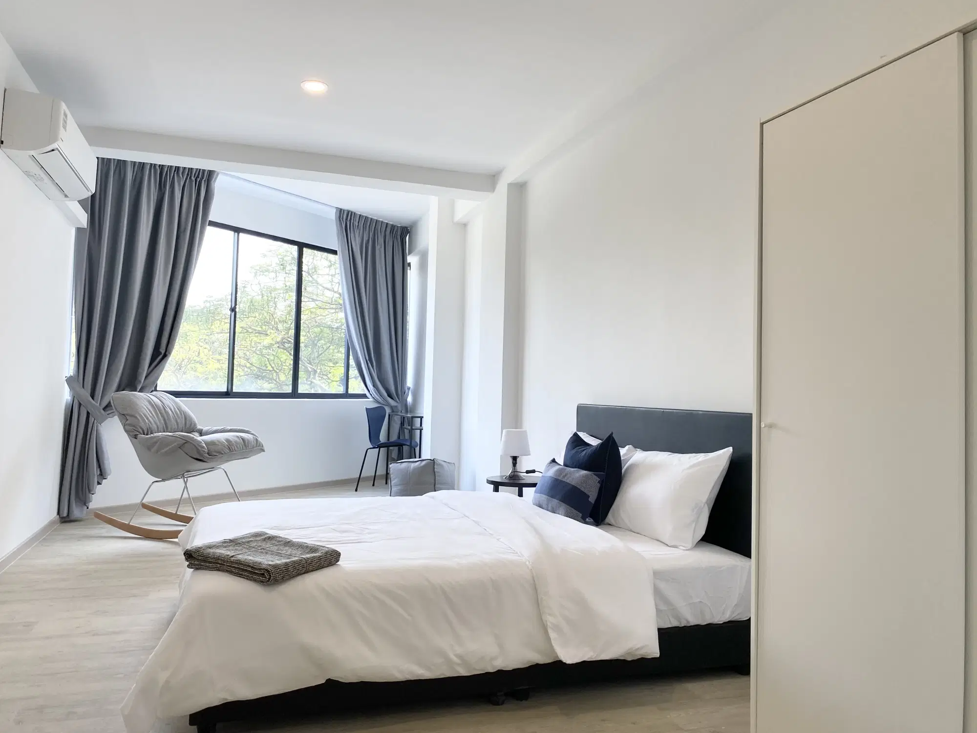 Room in a 6 Bedroom Apartment, 6C Duke's Road, Singapore 268886 – TAP Lite | Unit - 5