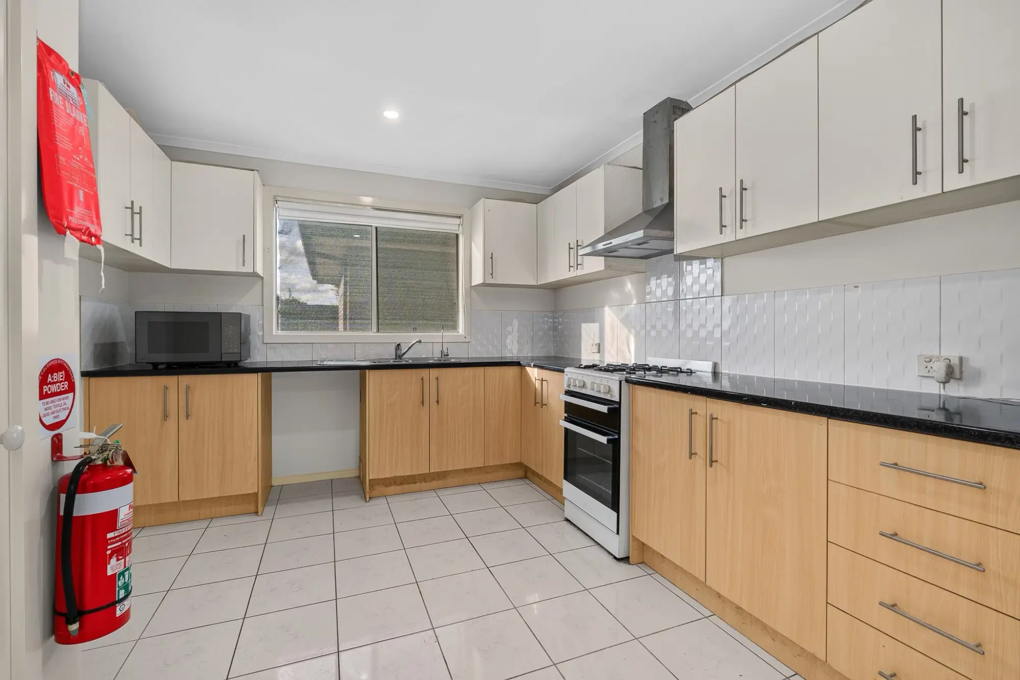 Room In A 9 Bedroom Apartment, 25 Murdo Road, Clayton, Australia VIC 3168 – Kitchen