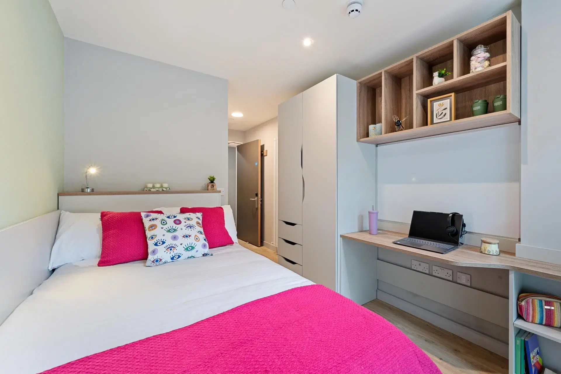The Haven, Cork – 8 Bed Premium Deluxe Ensuite