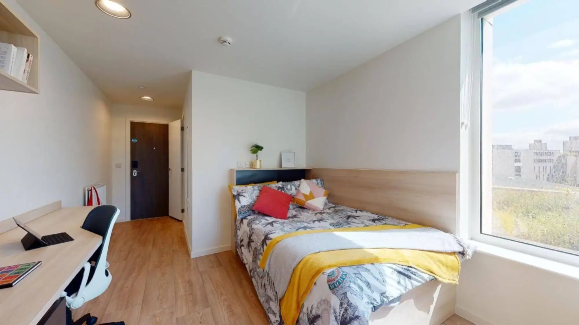 Eleanor Rosa House, University of London, London – Large Single