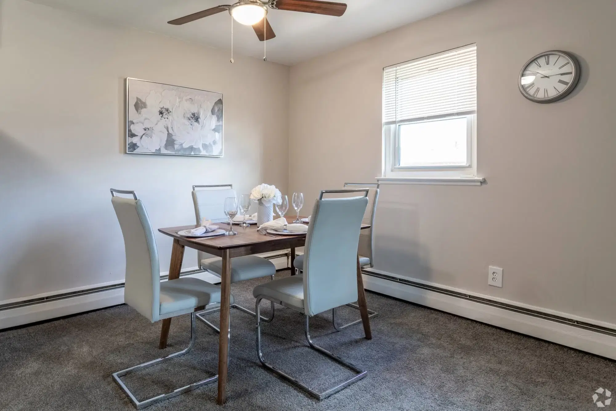Riverview Crossings, Bensalem – Common Area