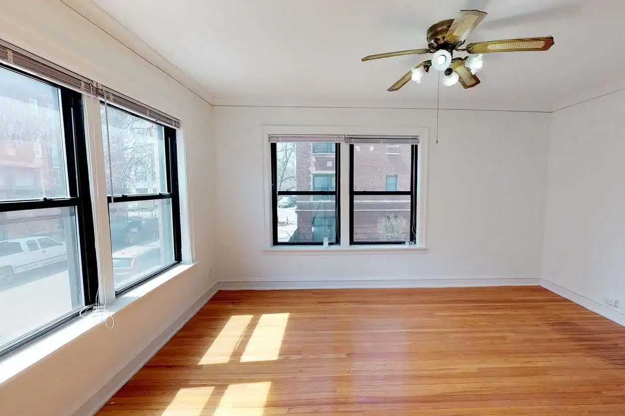 1440 E. 52nd Street, Chicago