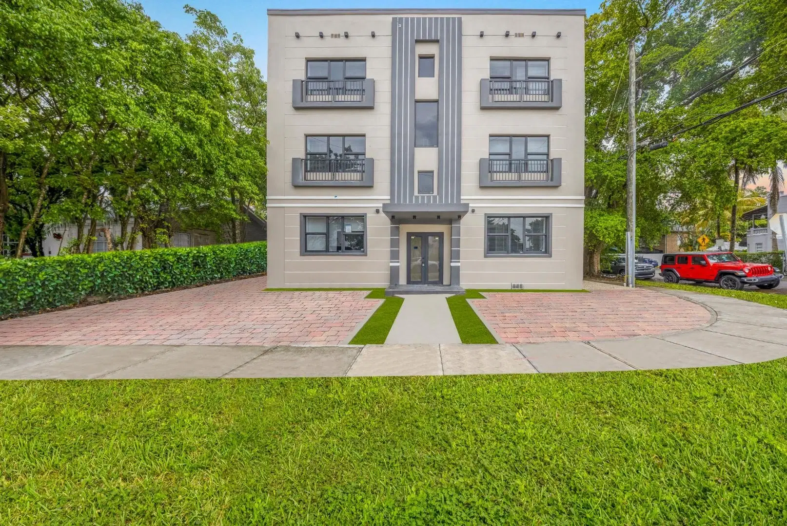 1536 SW 9th, Miami – Exterior