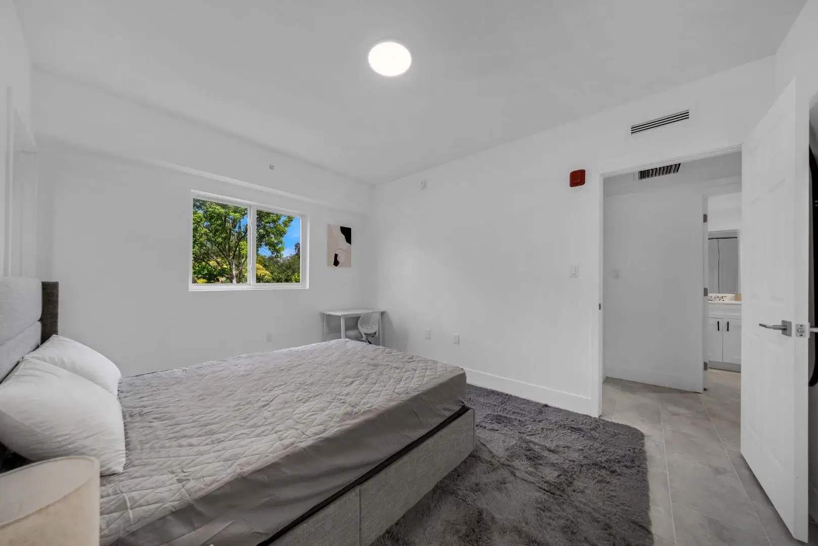 147 NW 59th St, Miami – Room in 3 Bed 2 Bath
