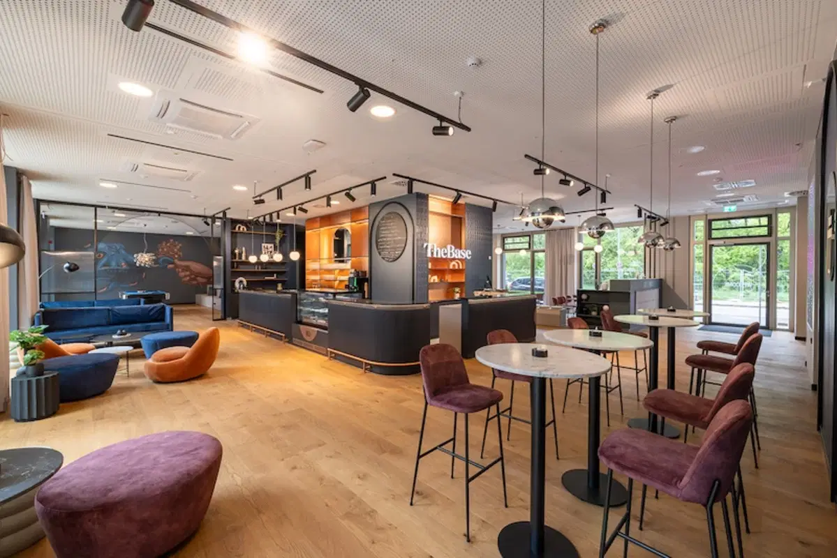 The Base, Munich – Amenities