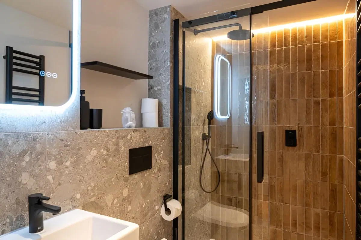 Notting Hill, London – Mezzanine Studio with Terrace