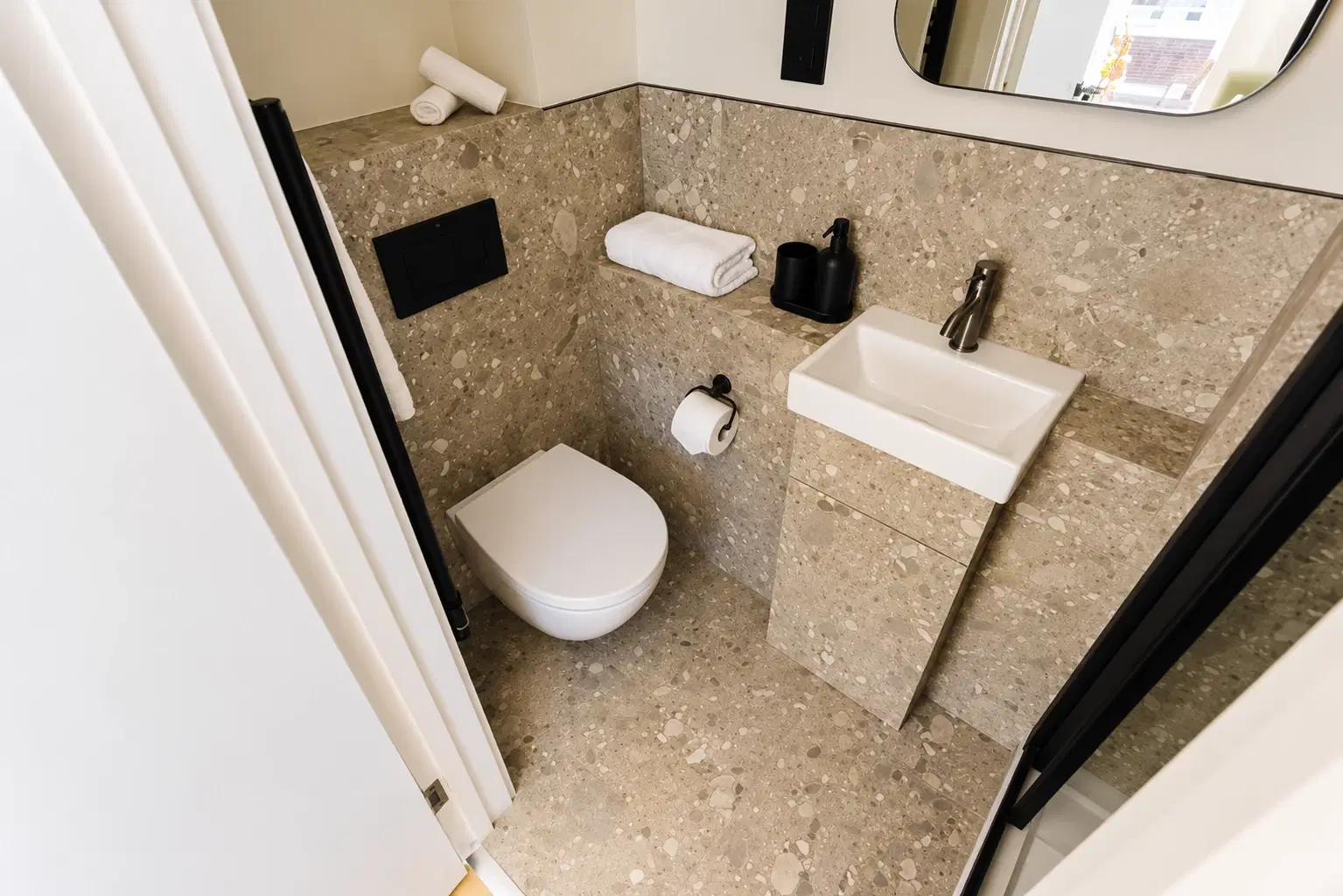 The Weymouth, London – Executive Studio