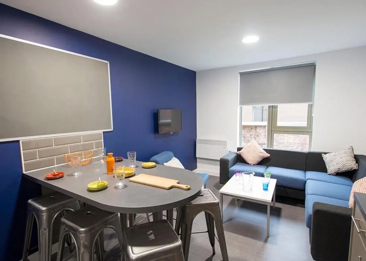 LST Foundry Courtyard, Glasgow – Bronze Plus Ensuite