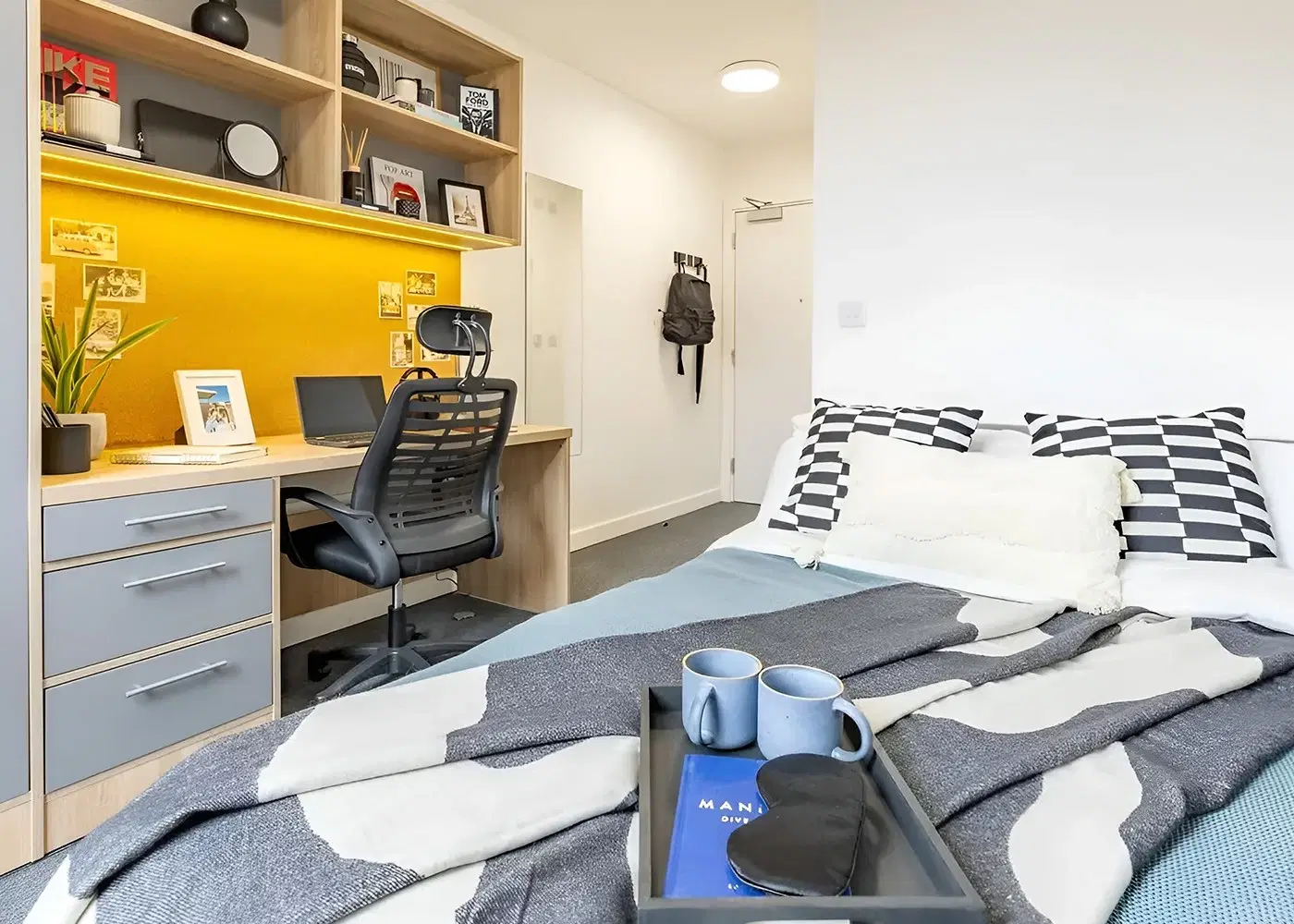 LST Globe Works, Birmingham – Classic Ensuite