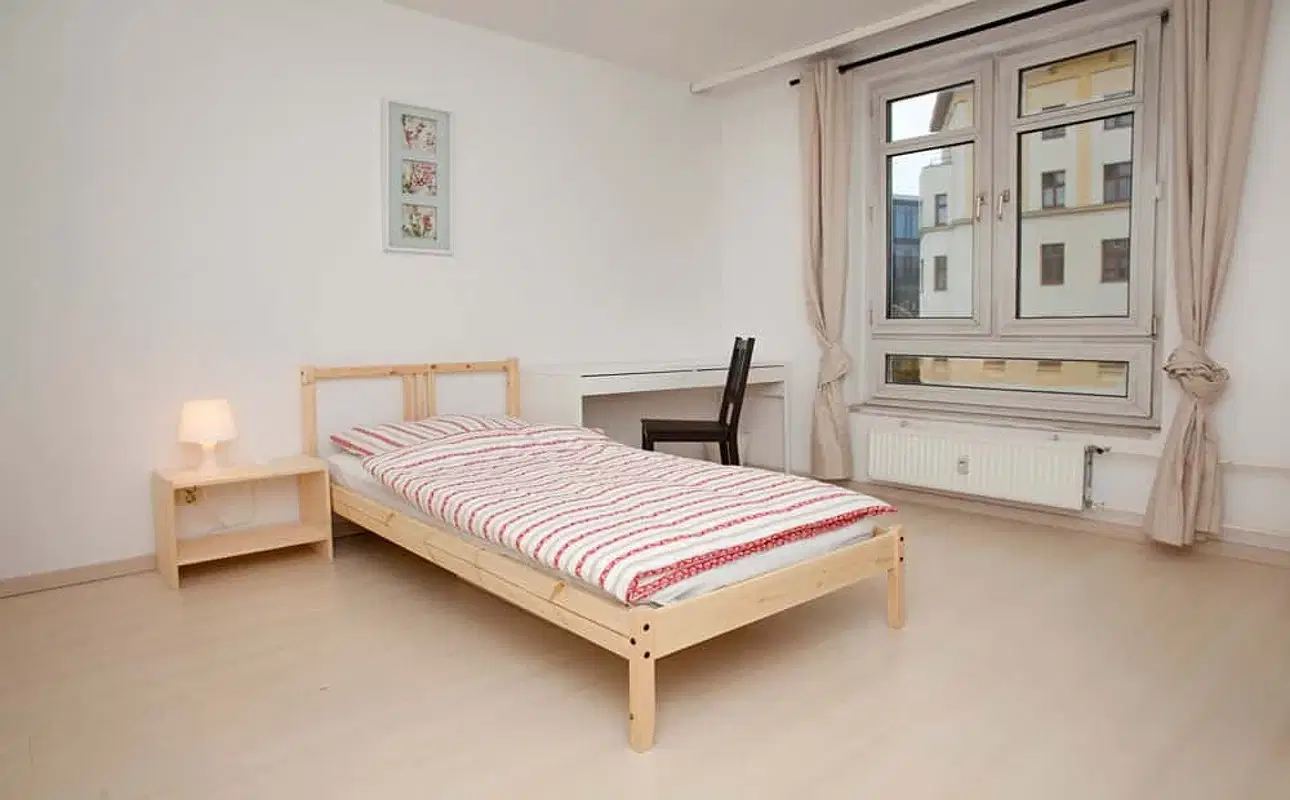 SPC 10551, Berlin – #65620: Room in 4 Bedroom 1 Bathroom (Stromstraße)