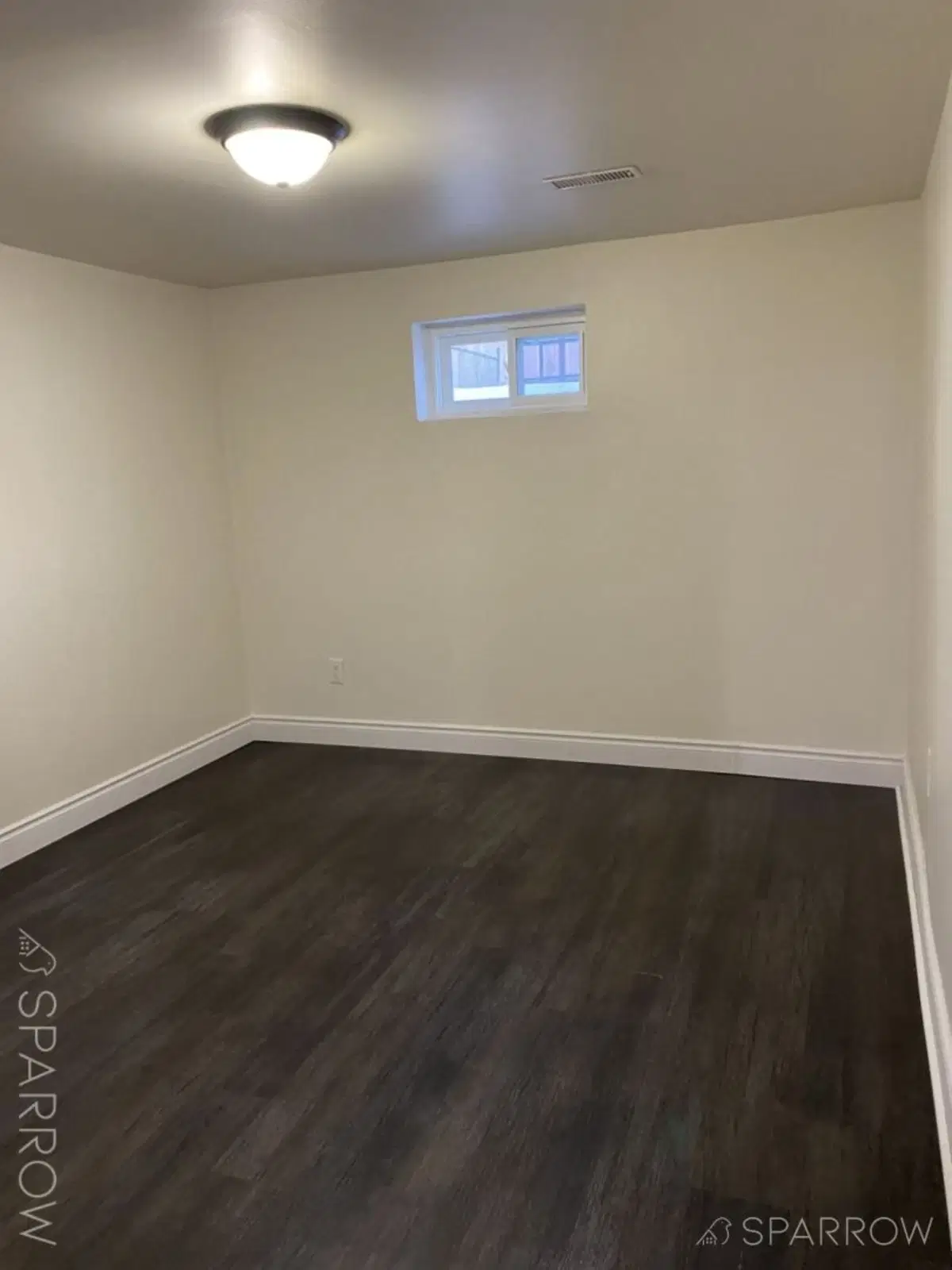 SPR M9W1J3, Toronto – Room in 3 Bed 1 Bath | Bedroom C