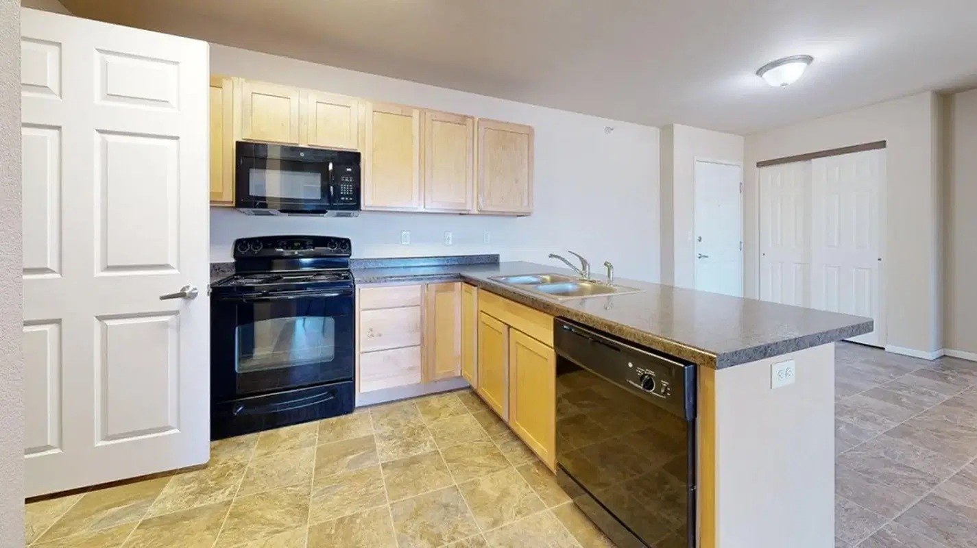 Lincoln Meadows Apartments, Dickinson – Kitchen