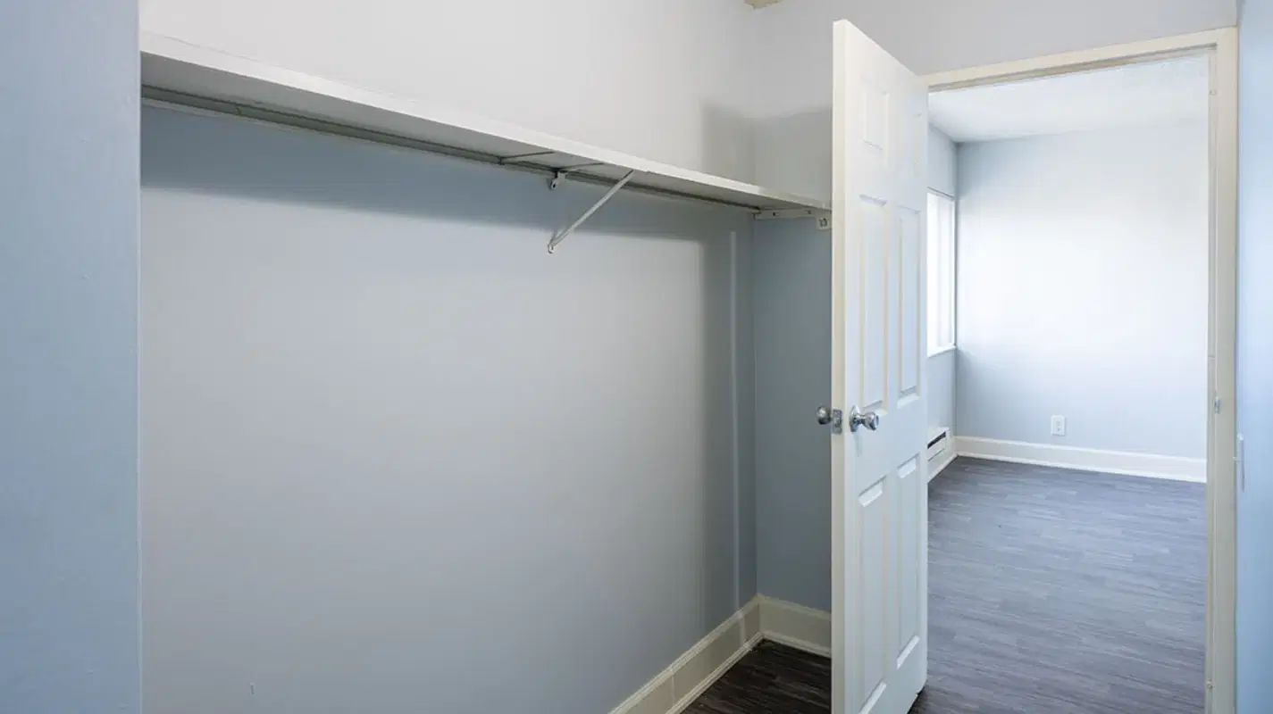 Regency Tower Apartments, Detroit – image_1